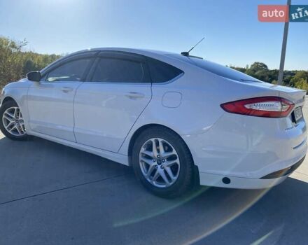 Белый Форд Фьюжн, объемом двигателя 2.49 л и пробегом 158 тыс. км за 11999 $, фото 6 на Automoto.ua