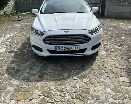 Белый Форд Фьюжн, объемом двигателя 2 л и пробегом 152 тыс. км за 10200 $, фото 1 на Automoto.ua