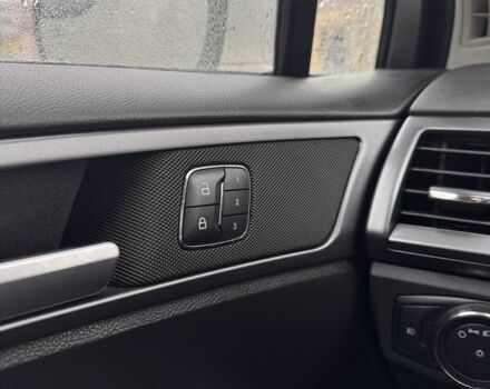 Білий Форд Фьюжен, об'ємом двигуна 2 л та пробігом 157 тис. км за 10200 $, фото 7 на Automoto.ua