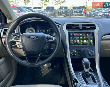 Білий Форд Фьюжен, об'ємом двигуна 2.49 л та пробігом 201 тис. км за 9300 $, фото 22 на Automoto.ua