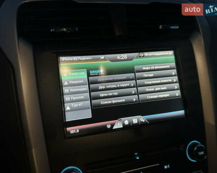 Білий Форд Фьюжен, об'ємом двигуна 2 л та пробігом 203 тис. км за 11500 $, фото 27 на Automoto.ua