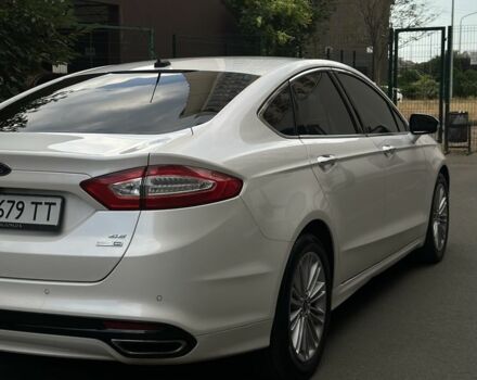 Белый Форд Фьюжн, объемом двигателя 2 л и пробегом 144 тыс. км за 14400 $, фото 3 на Automoto.ua