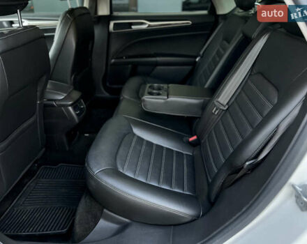 Форд Фьюжен 2015 у Одесі на Automoto.ua Білий Форд Фьюжен, об'ємом двигуна 2 л та пробігом 148 тис. км за 10900 $, фото 7 на Automoto.ua