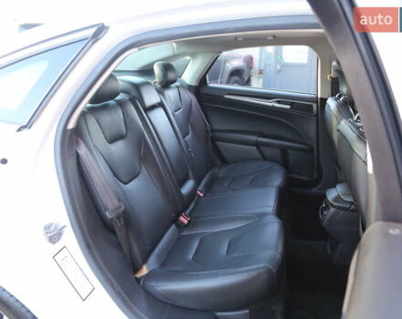 Белый Форд Фьюжн, объемом двигателя 2 л и пробегом 157 тыс. км за 11300 $, фото 10 на Automoto.ua