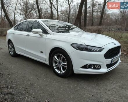 Белый Форд Фьюжн, объемом двигателя 2 л и пробегом 240 тыс. км за 10800 $, фото 6 на Automoto.ua