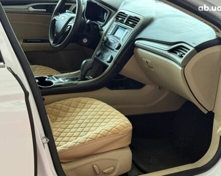 Белый Форд Фьюжн, объемом двигателя 2 л и пробегом 224 тыс. км за 11490 $, фото 17 на Automoto.ua