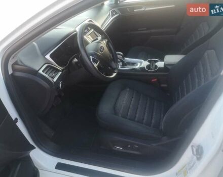 Білий Форд Фьюжен, об'ємом двигуна 2.5 л та пробігом 119 тис. км за 11300 $, фото 11 на Automoto.ua