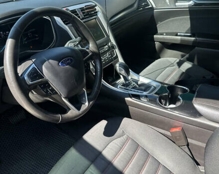 Форд Фьюжен 2015 у Львові на Automoto.ua Білий Форд Фьюжен, об'ємом двигуна 2 л та пробігом 200 тис. км за 9500 $, фото 10 на Automoto.ua