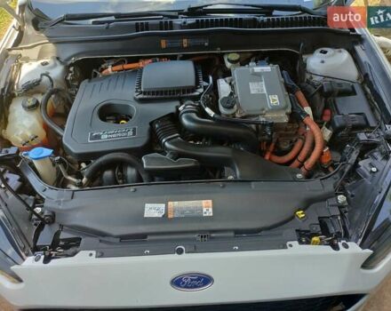 Белый Форд Фьюжн, объемом двигателя 2 л и пробегом 240 тыс. км за 10800 $, фото 25 на Automoto.ua