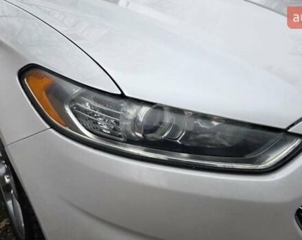 Білий Форд Фьюжен, об'ємом двигуна 2.5 л та пробігом 240 тис. км за 9449 $, фото 27 на Automoto.ua