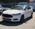 Білий Форд Фьюжен, об'ємом двигуна 2 л та пробігом 215 тис. км за 9490 $, фото 1 на Automoto.ua