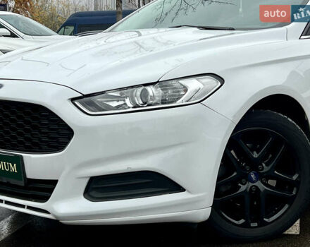 Белый Форд Фьюжн, объемом двигателя 2.49 л и пробегом 199 тыс. км за 9500 $, фото 9 на Automoto.ua