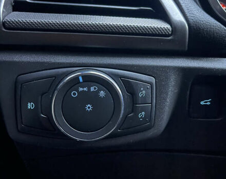 Белый Форд Фьюжн, объемом двигателя 2 л и пробегом 253 тыс. км за 9900 $, фото 10 на Automoto.ua