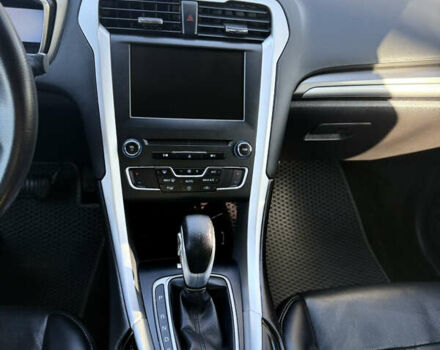 Белый Форд Фьюжн, объемом двигателя 2.5 л и пробегом 194 тыс. км за 11500 $, фото 17 на Automoto.ua