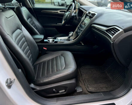 Форд Фьюжен 2015 у Одесі на Automoto.ua Білий Форд Фьюжен, об'ємом двигуна 2 л та пробігом 148 тис. км за 10900 $, фото 26 на Automoto.ua