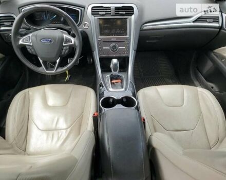 Белый Форд Фьюжн, объемом двигателя 2 л и пробегом 158 тыс. км за 2500 $, фото 7 на Automoto.ua