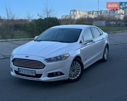 Білий Форд Фьюжен, об'ємом двигуна 2 л та пробігом 203 тис. км за 11500 $, фото 9 на Automoto.ua