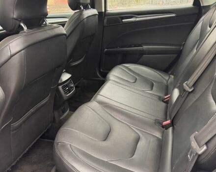 Білий Форд Фьюжен, об'ємом двигуна 2 л та пробігом 157 тис. км за 10200 $, фото 4 на Automoto.ua