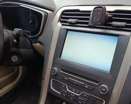 Белый Форд Фьюжн, объемом двигателя 2.5 л и пробегом 145 тыс. км за 10700 $, фото 29 на Automoto.ua