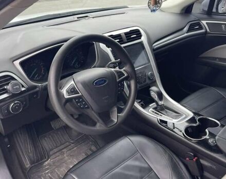 Білий Форд Фьюжен, об'ємом двигуна 2.5 л та пробігом 245 тис. км за 9300 $, фото 8 на Automoto.ua