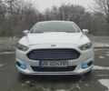 Белый Форд Фьюжн, объемом двигателя 2.5 л и пробегом 130 тыс. км за 11000 $, фото 2 на Automoto.ua