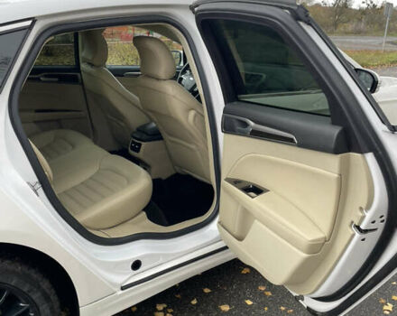 Белый Форд Фьюжн, объемом двигателя 2 л и пробегом 160 тыс. км за 10800 $, фото 13 на Automoto.ua