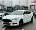 Білий Форд Фьюжен, об'ємом двигуна 2.49 л та пробігом 201 тис. км за 9300 $, фото 5 на Automoto.ua