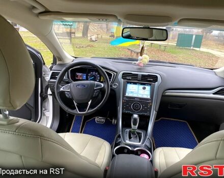 Белый Форд Фьюжн, объемом двигателя 2 л и пробегом 240 тыс. км за 9500 $, фото 2 на Automoto.ua