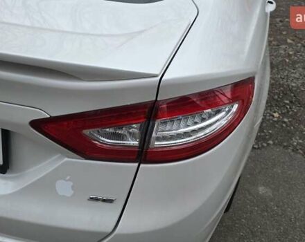 Білий Форд Фьюжен, об'ємом двигуна 2.5 л та пробігом 240 тис. км за 9449 $, фото 16 на Automoto.ua