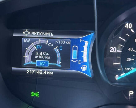 Белый Форд Фьюжн, объемом двигателя 2 л и пробегом 217 тыс. км за 13500 $, фото 7 на Automoto.ua