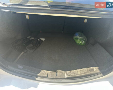 Форд Фьюжен 2015 у Львові на Automoto.ua Білий Форд Фьюжен, об'ємом двигуна 2 л та пробігом 200 тис. км за 9500 $, фото 5 на Automoto.ua