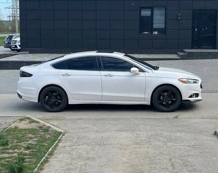 Білий Форд Фьюжен, об'ємом двигуна 2 л та пробігом 230 тис. км за 10000 $, фото 5 на Automoto.ua