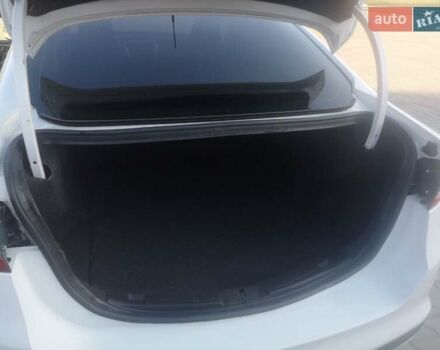 Білий Форд Фьюжен, об'ємом двигуна 2.5 л та пробігом 119 тис. км за 11300 $, фото 18 на Automoto.ua