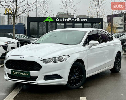 Белый Форд Фьюжн, объемом двигателя 2.49 л и пробегом 199 тыс. км за 9500 $, фото 7 на Automoto.ua