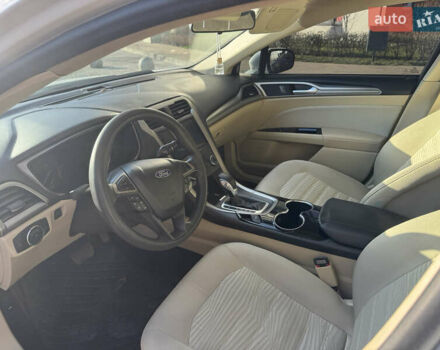 Білий Форд Фьюжен, об'ємом двигуна 2.49 л та пробігом 199 тис. км за 8900 $, фото 8 на Automoto.ua