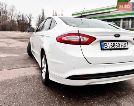 Білий Форд Фьюжен, об'ємом двигуна 2.5 л та пробігом 230 тис. км за 8000 $, фото 6 на Automoto.ua