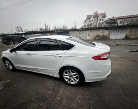 Білий Форд Фьюжен, об'ємом двигуна 1.5 л та пробігом 204 тис. км за 8000 $, фото 3 на Automoto.ua