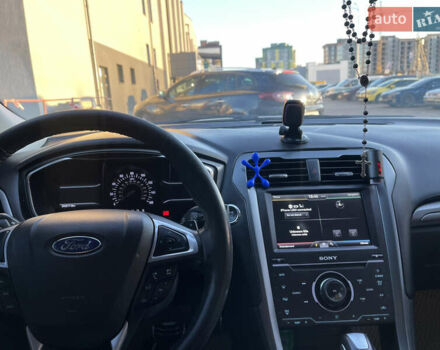 Белый Форд Фьюжн, объемом двигателя 2 л и пробегом 253 тыс. км за 9900 $, фото 20 на Automoto.ua