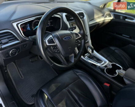 Белый Форд Фьюжн, объемом двигателя 2.5 л и пробегом 194 тыс. км за 11500 $, фото 14 на Automoto.ua