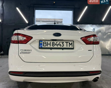 Белый Форд Фьюжн, объемом двигателя 2.5 л и пробегом 194 тыс. км за 11500 $, фото 5 на Automoto.ua