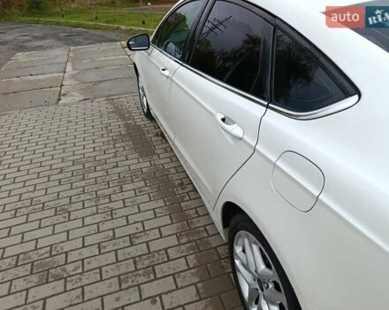 Белый Форд Фьюжн, объемом двигателя 2.5 л и пробегом 145 тыс. км за 10700 $, фото 8 на Automoto.ua