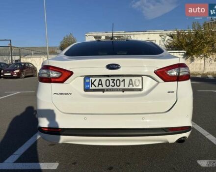 Белый Форд Фьюжн, объемом двигателя 2.49 л и пробегом 138 тыс. км за 11900 $, фото 5 на Automoto.ua