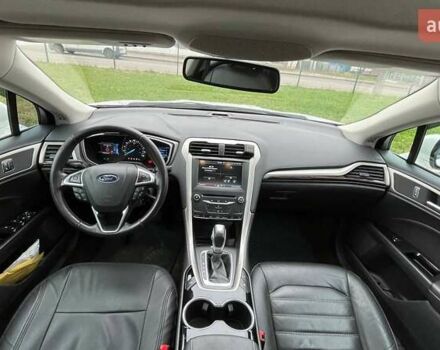 Білий Форд Фьюжен, об'ємом двигуна 2 л та пробігом 176 тис. км за 12500 $, фото 9 на Automoto.ua