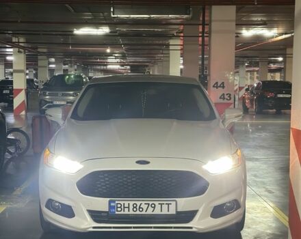 Белый Форд Фьюжн, объемом двигателя 2 л и пробегом 144 тыс. км за 14400 $, фото 4 на Automoto.ua