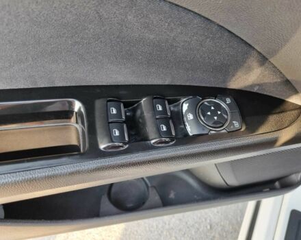 Білий Форд Фьюжен, об'ємом двигуна 2.5 л та пробігом 223 тис. км за 8500 $, фото 9 на Automoto.ua