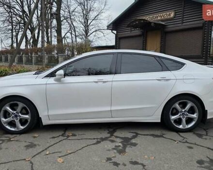 Білий Форд Фьюжен, об'ємом двигуна 2.5 л та пробігом 240 тис. км за 9449 $, фото 6 на Automoto.ua