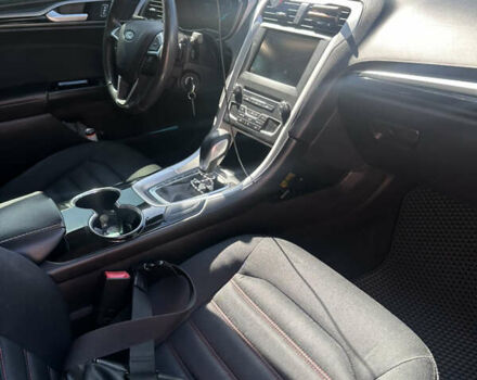 Форд Фьюжен 2015 у Львові на Automoto.ua Білий Форд Фьюжен, об'ємом двигуна 2 л та пробігом 200 тис. км за 9500 $, фото 9 на Automoto.ua