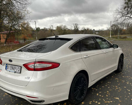 Белый Форд Фьюжн, объемом двигателя 2 л и пробегом 160 тыс. км за 10800 $, фото 4 на Automoto.ua