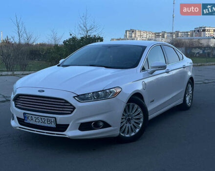 Білий Форд Фьюжен, об'ємом двигуна 2 л та пробігом 203 тис. км за 11500 $, фото 8 на Automoto.ua