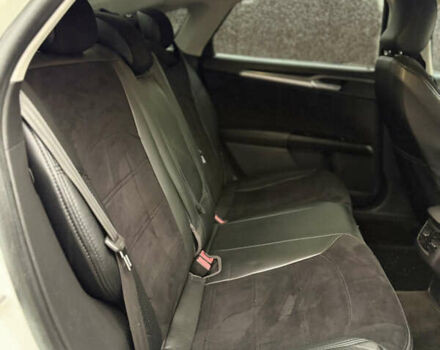 Белый Форд Фьюжн, объемом двигателя 2.5 л и пробегом 185 тыс. км за 8900 $, фото 13 на Automoto.ua